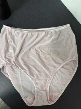 Vanity Fair Light Blush Full Coverage Briefs